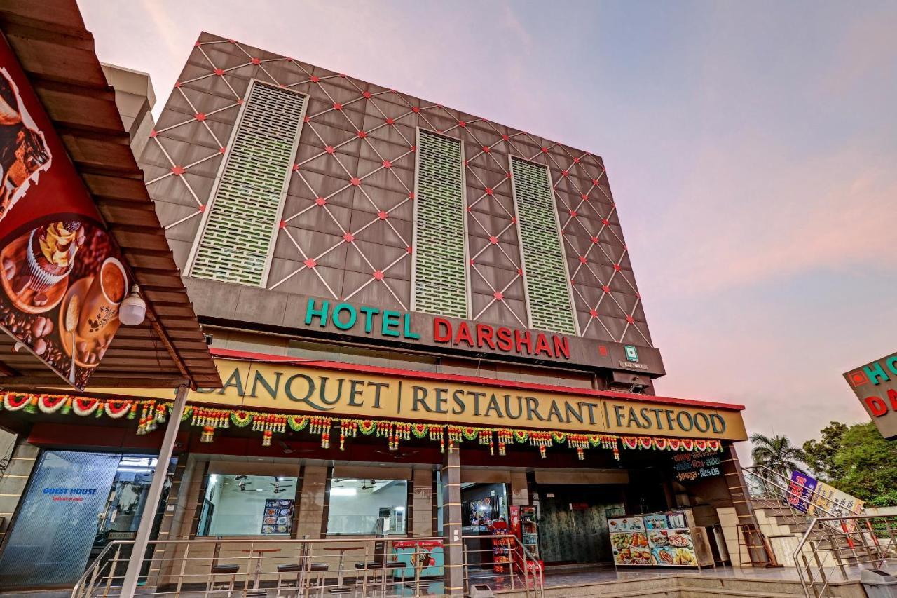 Oyo 82461 Hotel Darshan Banquet And Rooms Surat Ngoại thất bức ảnh