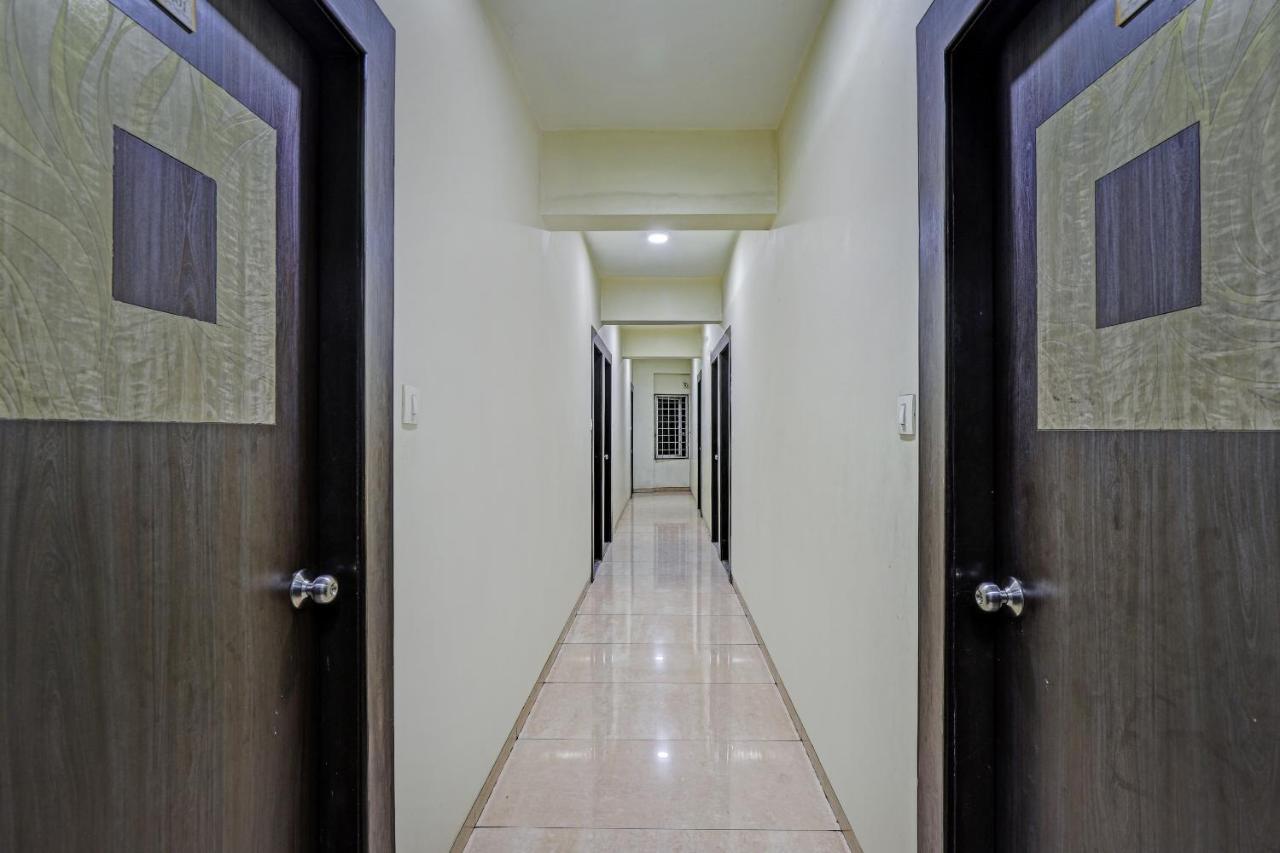 Oyo 82461 Hotel Darshan Banquet And Rooms Surat Ngoại thất bức ảnh